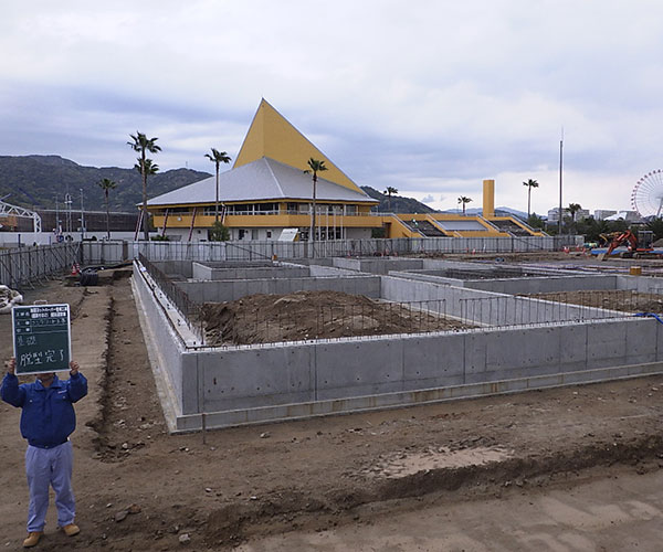 海陽ヨットハーバー整備工事 基礎型枠 脱型工事1