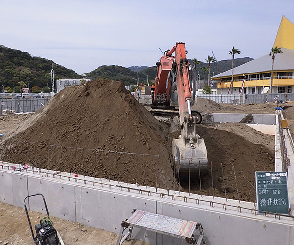 海陽ヨットハーバー整備工事 土間下 地盤改良工事1