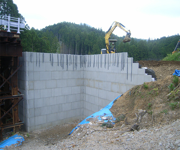 平成29年度 設楽ダム設楽根羽線1号橋下部工事③3